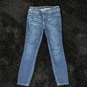 Women’s NYDJ skinny jeans size 6